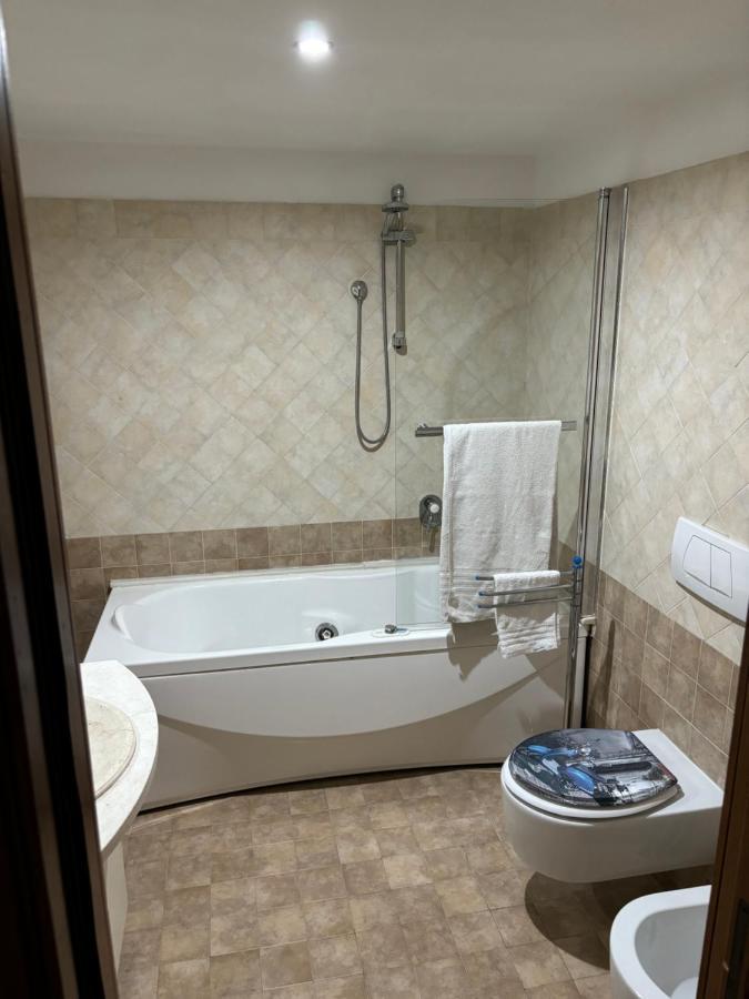 Boutique Rooms Trastevere Roma Exterior foto